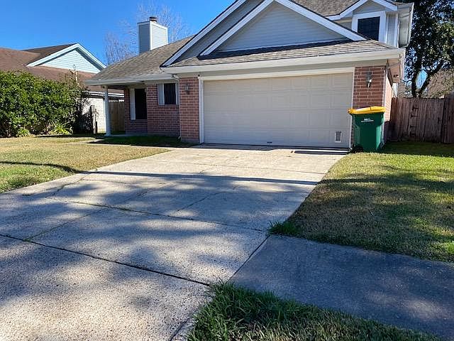1st image of 1043 Saint John Dr