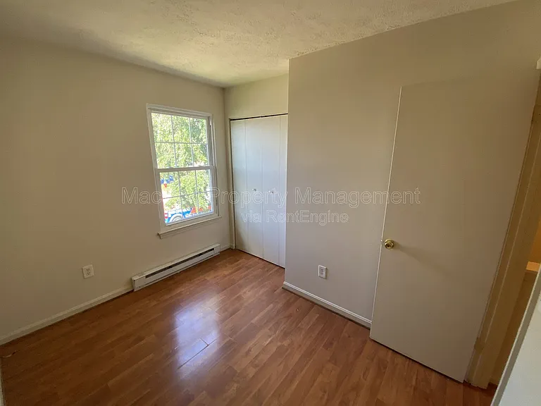 624 Highview Ct — Photo 19