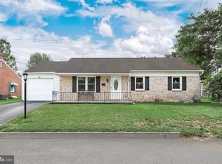 315 Brandywine Ln, Hanover, PA 17331