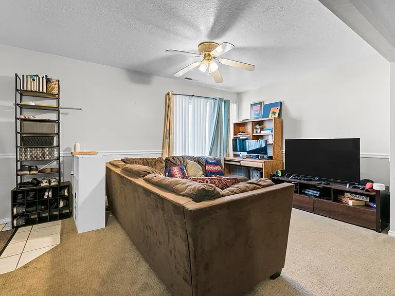 1227 Riverside Ave #56 — Photo 2