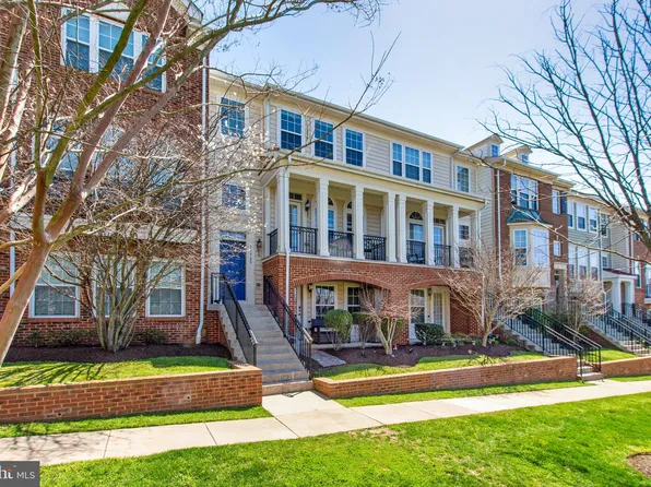 17729 Phelps Hill Ln, Derwood, MD 20855