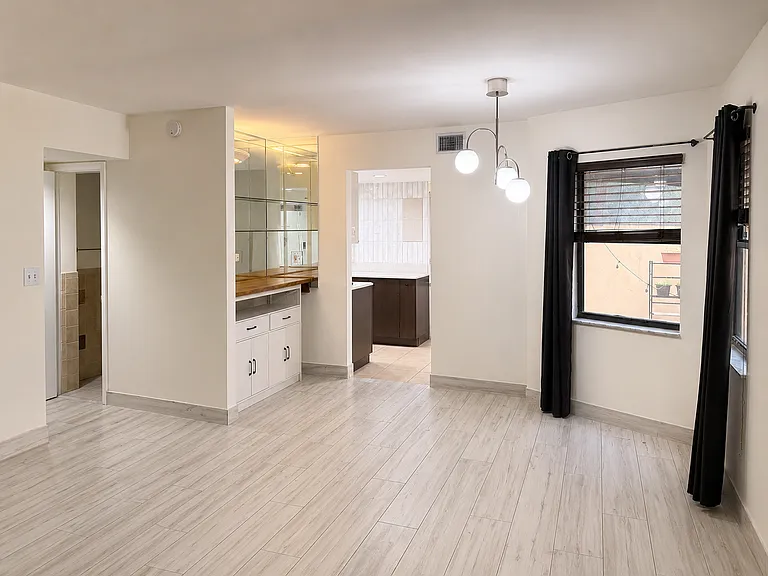 11263 SW 9th Ct — Photo 2