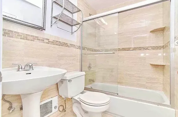 Rented by Compass | media 27