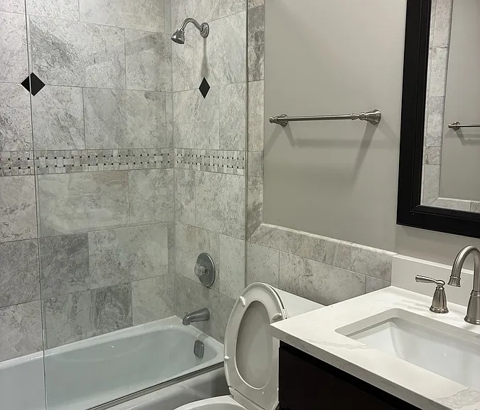 907 Curtiss St #406 — Photo 8