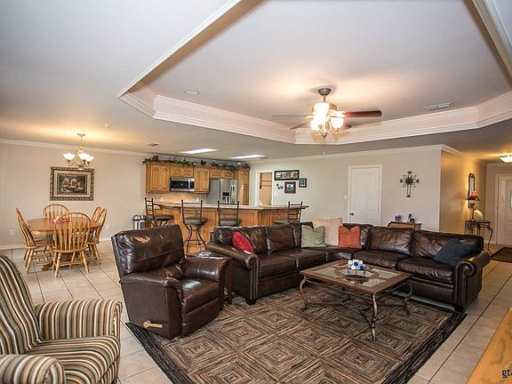 4th image of 206 Robinwood Dr