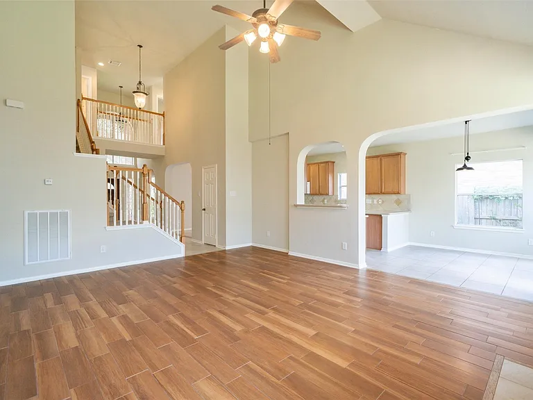 8811 Sun Haven Ln — Photo 15