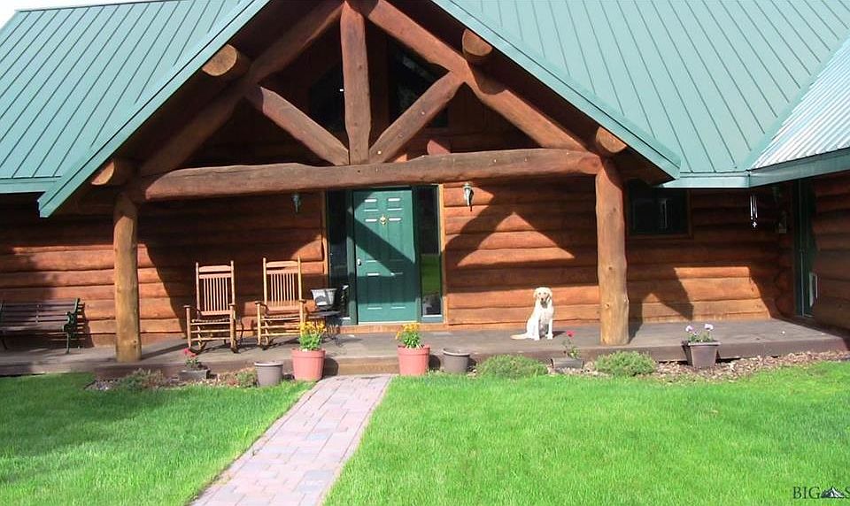 1st image of 163 Lake Dr E
