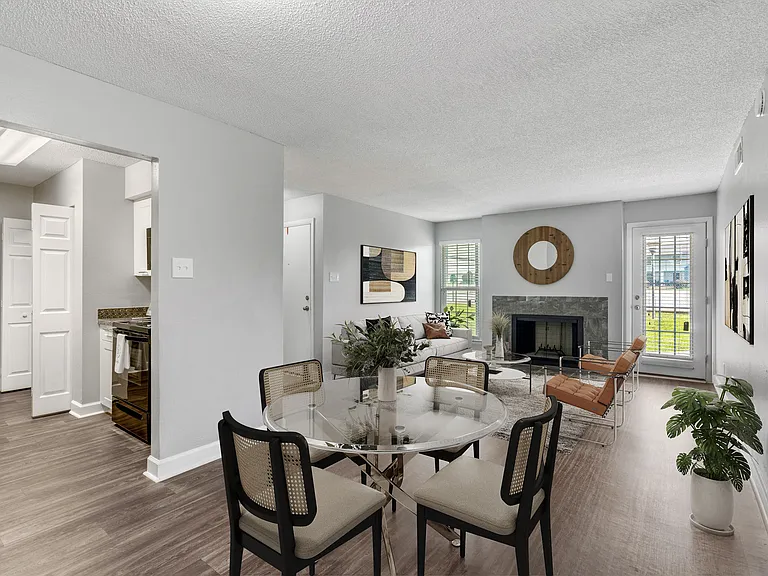 Mirabelle Apartments — Photo 1