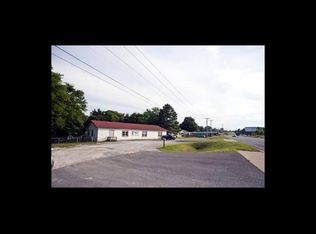 2677 Airport Rd, Hot Springs, AR 71913