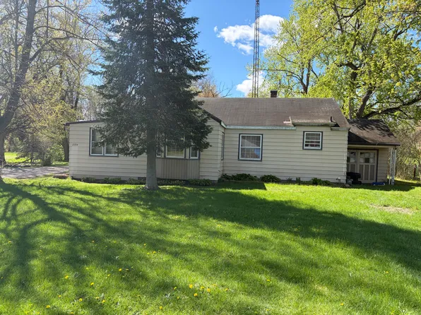 2394 Yankee St, Niles, MI 49120