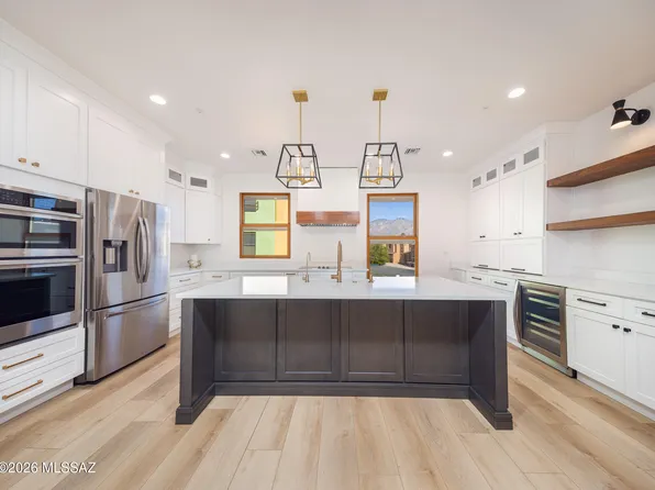 2458 E Blue Diamond Dr, Tucson, AZ 85718