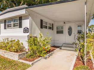 701 Chrysanthemum Dr, Venice, FL 34293