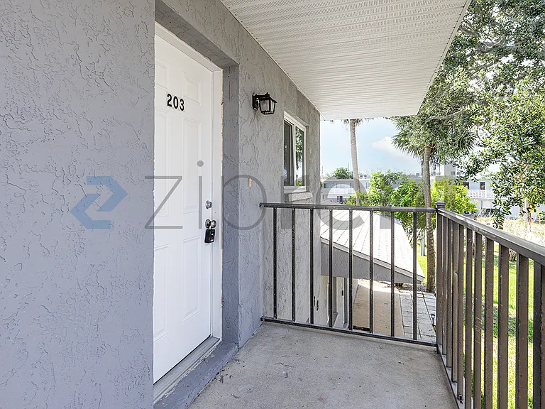 238 Chandler St #203 — Photo 15