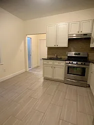 Rented by Catherine A Federer, LREB