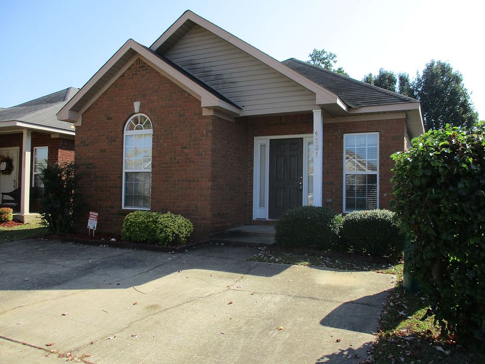 1st image of 9721 Moonlight Dr