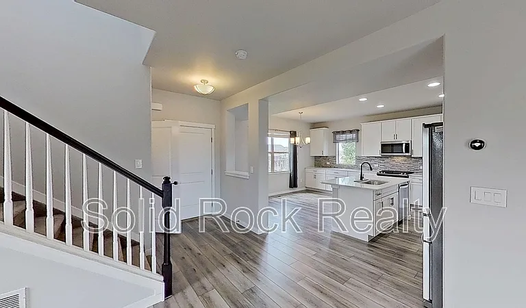 7621 Red River Way — Photo 9