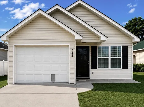 748 Pauline Ave, Morristown, TN 37813