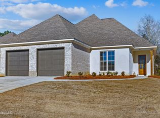 110 Harbor View Dr, Madison, MS 39110