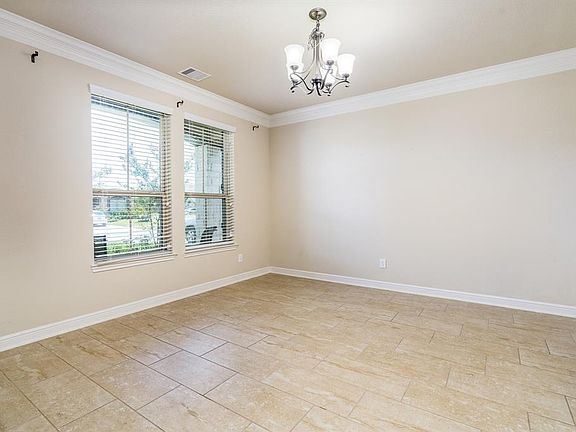 3rd image of 32314 Hamilton Crest Dr