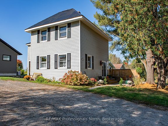 4th image of 26 Kitchen Rd S