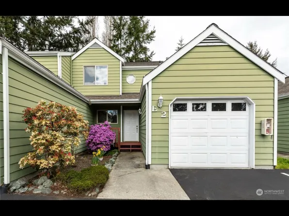 1250 SW Heller St APT E2, Oak Harbor, WA 98277