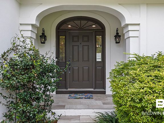 3rd image of 26255 Saint Lucia Dr