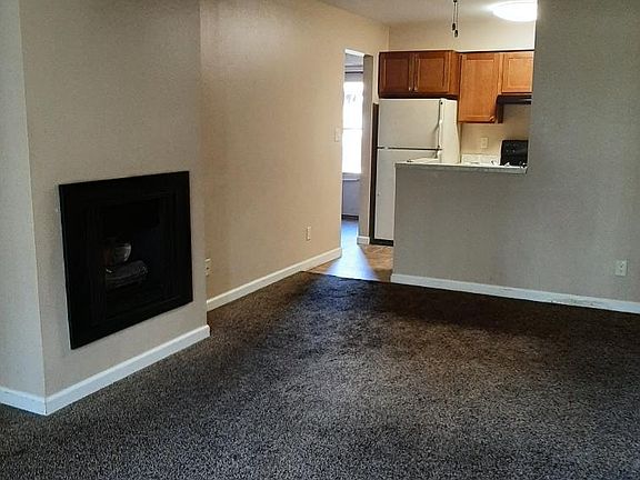 4th image of 314 W Hahn Ave