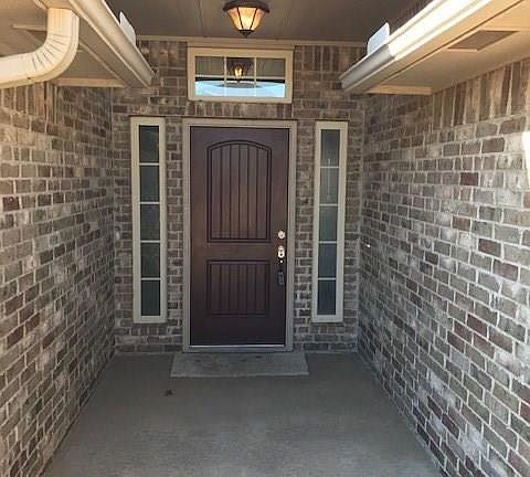 2nd image of 2221 Headwind Dr