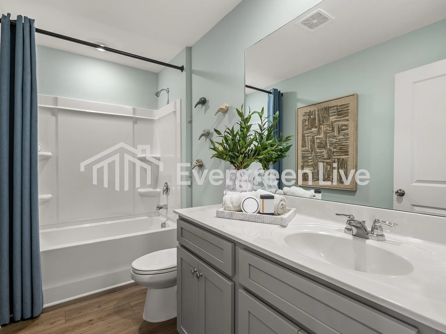 3 bed, 2.0 bath, 1274 sqft, $1,945 — Photo 3