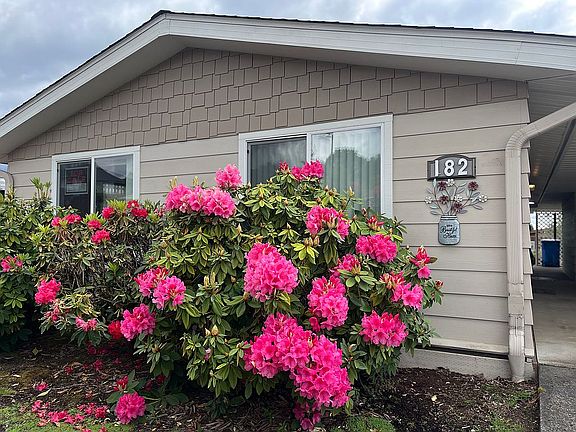 3rd image of 17409 SE 39th St #182