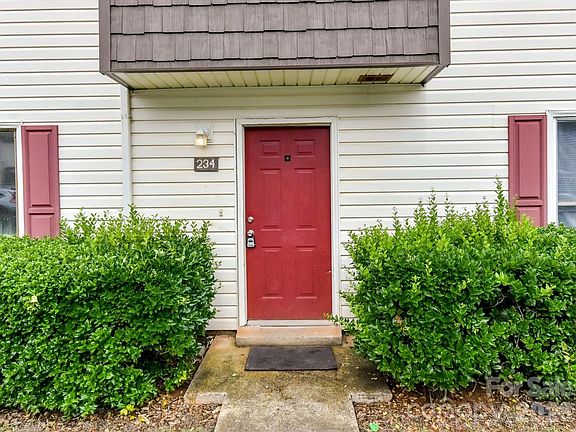 2nd image of 7924 Shady Oak Trl APT 234