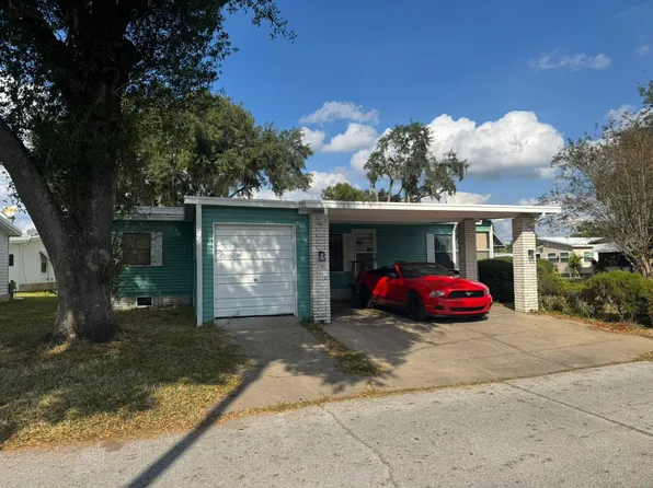 388 S Edgewater Dr, Plant City, FL 33565