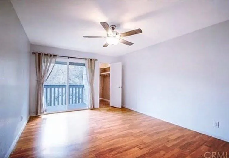 3330 Harbor Cir #F — Photo 3