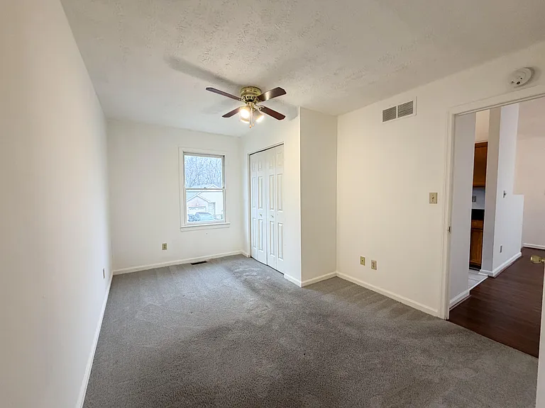 352 Chase Pl — Photo 12