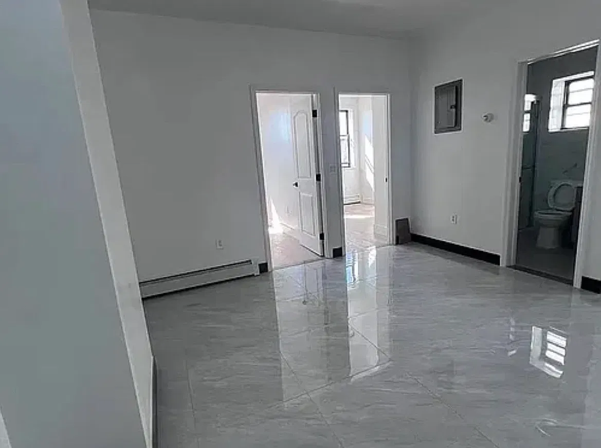 2 bed, $2,400 — Photo 2