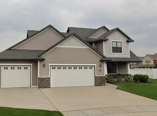 600 Castlestone Ct, Oneida, WI 54155