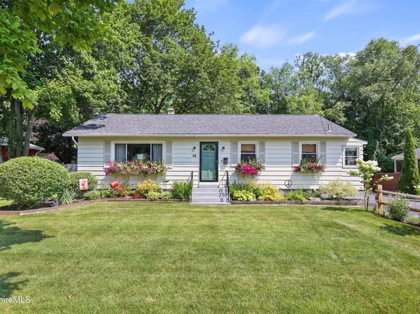 94 Velma Ave, Pittsfield, MA 01201