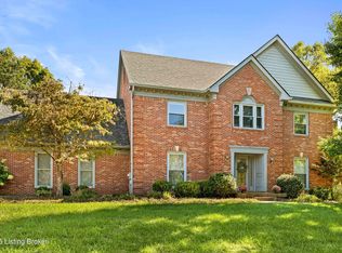 6906 Fallen Leaf Cir, Louisville, KY 40241