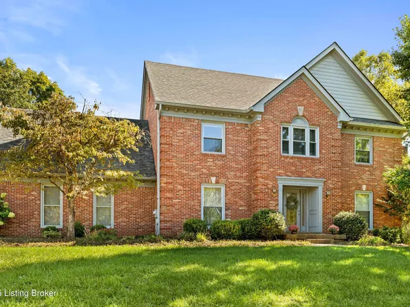 6906 Fallen Leaf Cir, Louisville, KY 40241