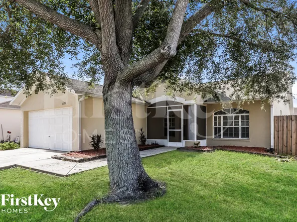 4705 Hunts Ct, Plant City, FL 33566