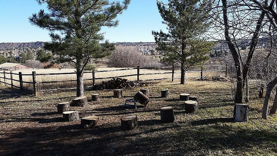 2nd image of 3039 Haystack Rd