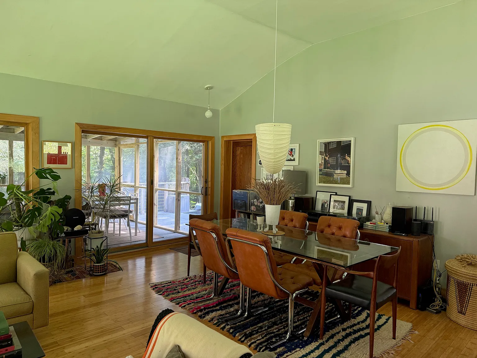2 bed, 1200 sqft, $2,600 — Photo 4