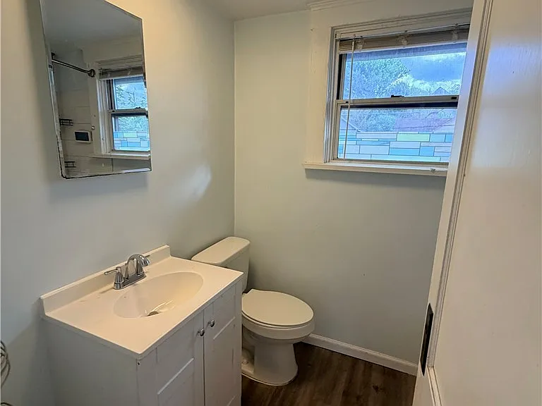 1704 State Ave — Photo 13