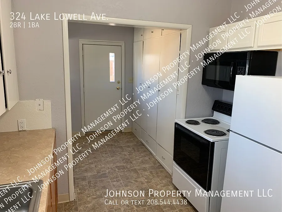 Building Photo - 324 Lake Lowell Ave