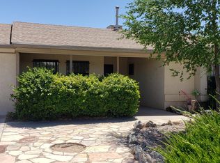 6210 Roadrunner Loop NE, Rio Rancho, NM 87144