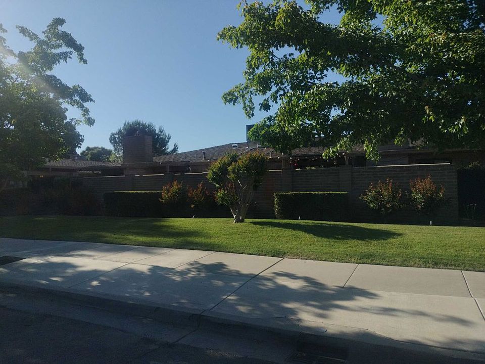 2nd image of 1077 Rivara Rd #223