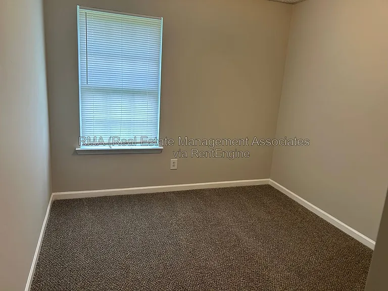 1768 Carrington Dr — Photo 5