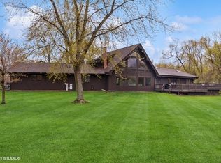4606 Gee Rd, Woodstock, IL 60098