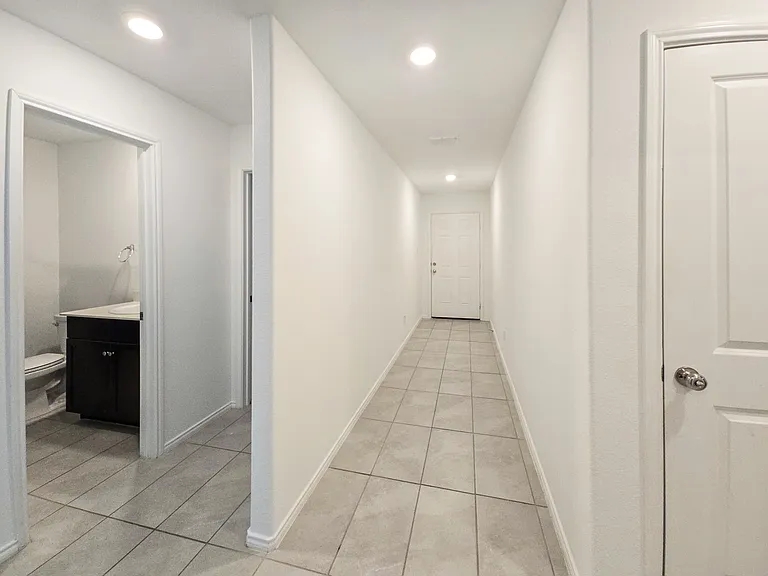 8665 Becker Ave — Photo 11
