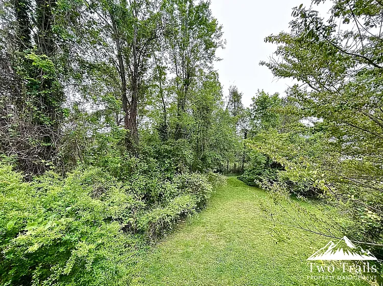 732 Florida Ave — Photo 11